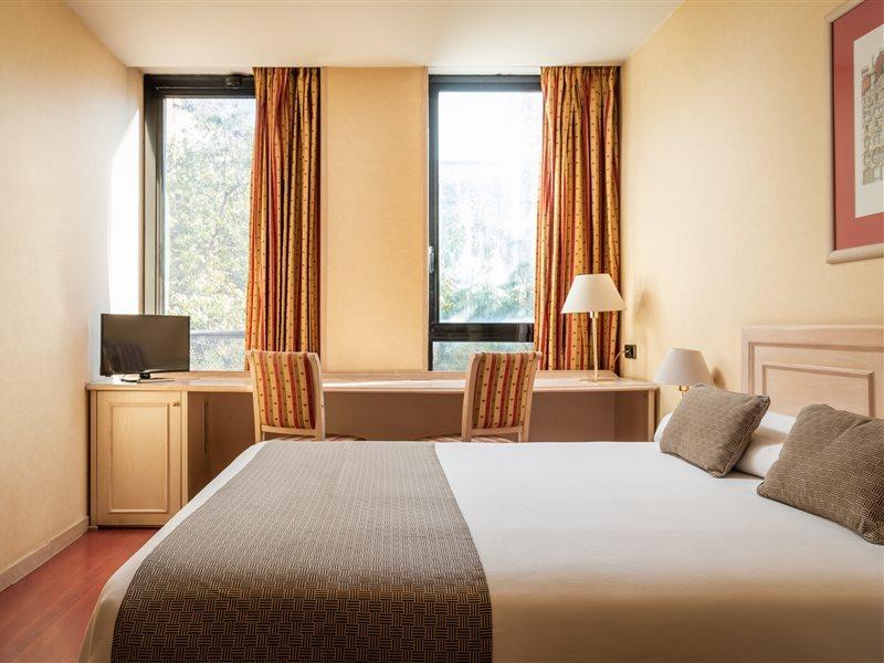 Sunotel Aston Barcelona Bagian luar foto